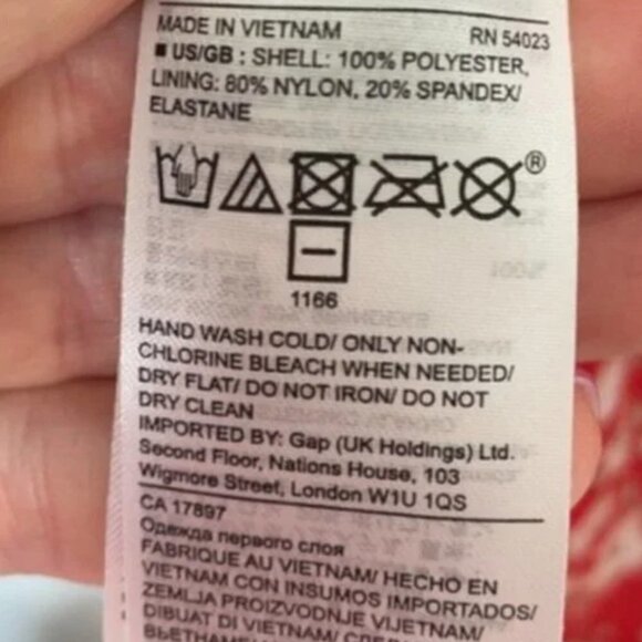 Banana Republic Red Floral Pleated Tank Top - Picture 9 of 11